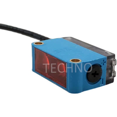 W12-2 حسگر فاصله لیزر بیمار پلاستیکی IO-Link 2mW / Sr تنظیم کابل