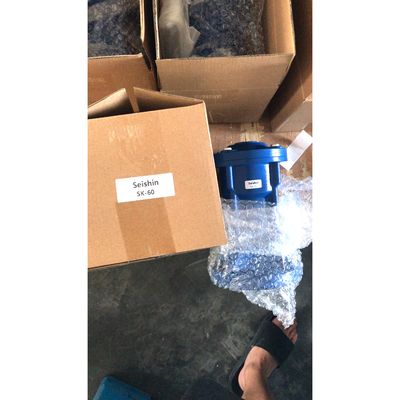 وایبراتور پنوماتیک آلیاژ آلومینیوم SK60 3-7 بار فشار کاری 0.028 L/Time مصرف هوا 6Kg وزن خالص