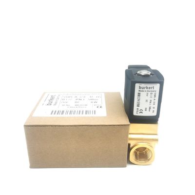 00126201 6014 D به طور معمول BURKERT دریچه الکترومغناطیسی باز G1/8 2.0 سوراخ جریان AC220V 8W بدن دریچه مس 32 * 32 0 ~ 10bar