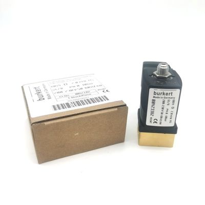 2/2 به طور معمول باز 00295651 شیر سولینوئید بورکرت 20 سوراخ جریان FKM (فلوئور رباب) مهر و موم شده بدن شیر مس AC220V 8W 1-25bar