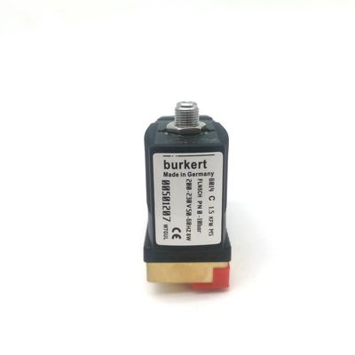 00134240 BURKERT 6013 نوع مستقیم عمل G1/8 اینچ 2/2 به طور معمول بسته 2.5 سوراخ جریان FKM مهر و موم شده فلز دریچه بدن 24VDC 8W 0 ~ 10bar
