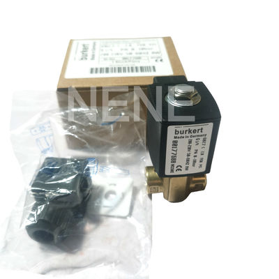 شیر سولینوئید بورکرت 00134241 6013 نوع مستقیم عمل G1/8 اینچ 2.5 سوراخ جریان FKM مهر و موم شده بدن شیر مس 24VAC 8W 0 ~ 16bar