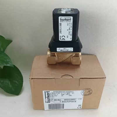 دریچه سولناید برکرت مس 00221603, G1/2 2/2 راه به طور معمول بسته شده, 13 سوراخ جریان, مهر NBR, -10 ~ 80 °C دمای کار, AC24V 8W 0-10 بار فشار