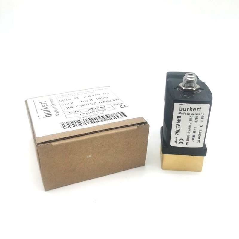 2/2 به طور معمول باز 00295651 شیر سولینوئید بورکرت 20 سوراخ جریان FKM (فلوئور رباب) مهر و موم شده بدن شیر مس AC220V 8W 1-25bar